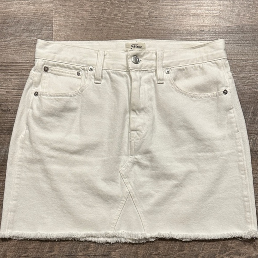 J. Crew White raw edge Denim jean mini Skirt size 27” Petite